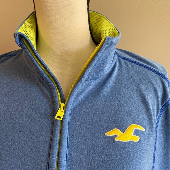 Hollister Sport 1/4 Zip Long Sleeve Pullover. Logo Pullover Size Large - Picture 2 of 8